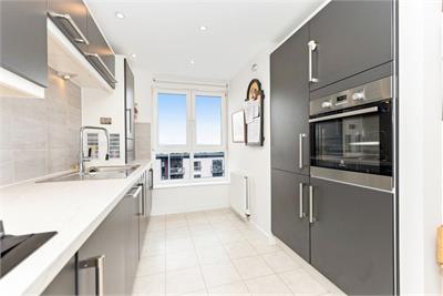 3/12 East Pilton Farm Avenue, Fettes, Edinburgh, EH5 2QD - image 7