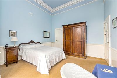 16/3 Grosvenor Crescent, West End, Edinburgh, EH12 5EL - image 9