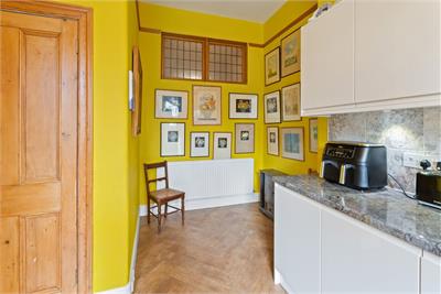 21 1f2 Lauderdale Street, Edinburgh, EH9 1DF - image 13