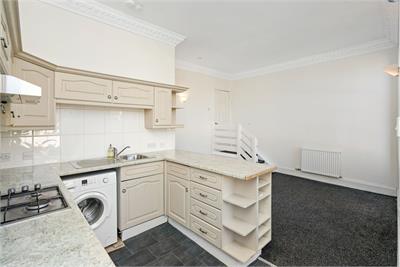 28/2 Shore, Leith Shore, Edinburgh, EH6 6QN - image 3