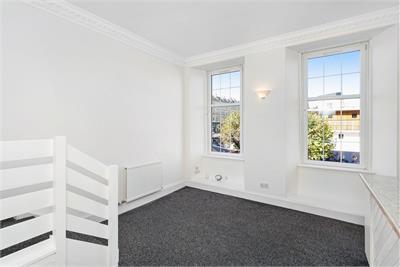 28/2 Shore, Leith Shore, Edinburgh, EH6 6QN - image 6