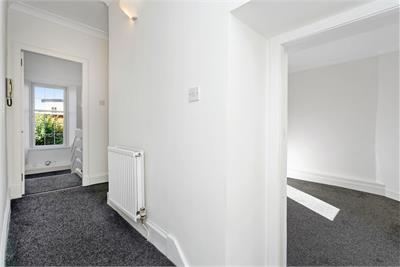 28/2 Shore, Leith Shore, Edinburgh, EH6 6QN - image 9
