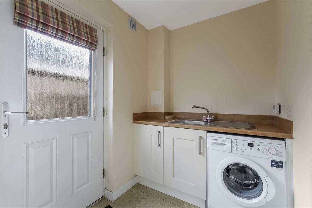 12 Millcraig Mews,
Winchburgh,
Broxburn,
EH52 6WG - image 4