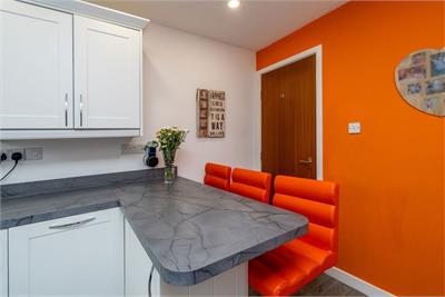 4/4 Dun-Ard Garden, Edinburgh, EH9 2HZ - image 12
