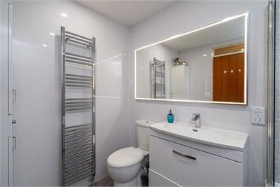 4/4 Dun-Ard Garden, Edinburgh, EH9 2HZ - image 26