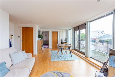 97/4 East London Street, Edinburgh, EH7 4BF - image 2
