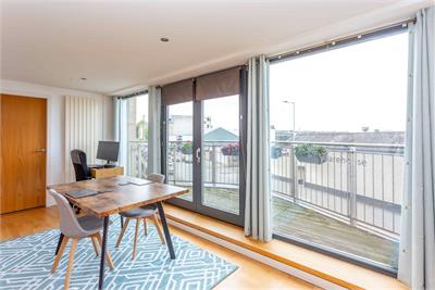 97/4 East London Street, Edinburgh, EH7 4BF - image 3