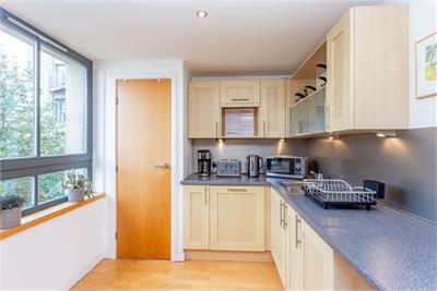 97/4 East London Street, Edinburgh, EH7 4BF - image 10