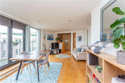 97/4 East London Street, Edinburgh, EH7 4BF - image 1