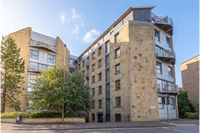 97/4 East London Street, Edinburgh, EH7 4BF - image 1