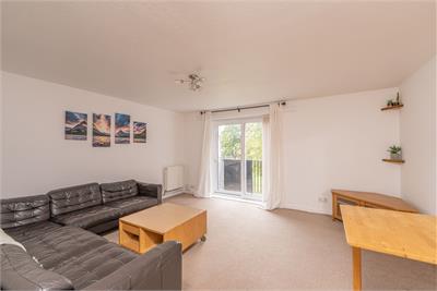 4/6 Duart Crescent, Edinburgh, EH4 7JS - image 2