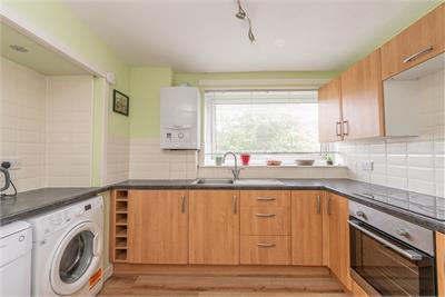 4/6 Duart Crescent, Edinburgh, EH4 7JS - image 7