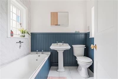 23 1F Glencairn Crescent, Edinburgh, EH12 5BT - image 7