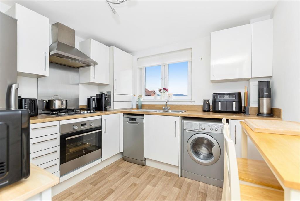 34/5 Torwood Crescent, Corstorphine, Edinburgh, EH12 9GJ - image 3