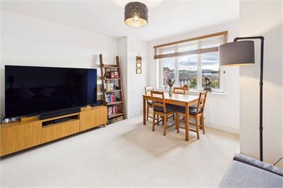 34/5 Torwood Crescent, South Gyle, Edinburgh, EH12 9GJ - image 3
