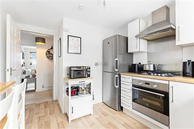34/5 Torwood Crescent, Corstorphine, Edinburgh, EH12 9GJ - image 4