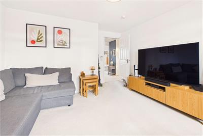 34/5 Torwood Crescent, South Gyle, Edinburgh, EH12 9GJ - image 4