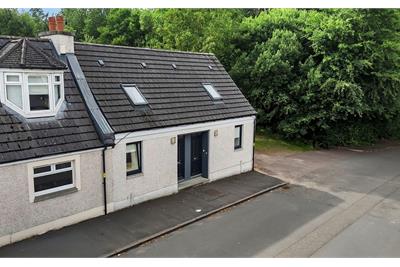 31a Lawrie Street, Stonehouse, Larkhall, ML9 3LN - image 1