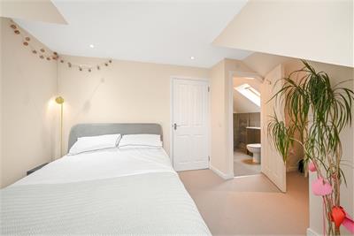 13 Blinkbonny Grove, Ravelston, Edinburgh, EH4 3HH - image 8