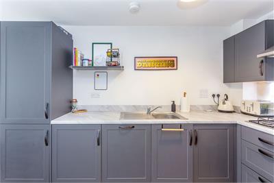 22/2 Margaret Thomson Crescent, Edinburgh, EH6 7FE - image 11