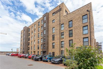 22/2 Margaret Thomson Crescent, Edinburgh, EH6 7FE - image 19