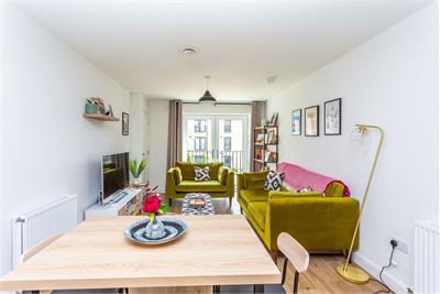 22/2 Margaret Thomson Crescent, Edinburgh, EH6 7FE - image 4