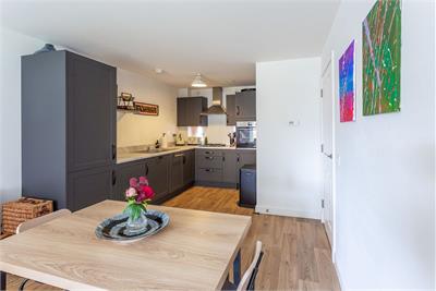22/2 Margaret Thomson Crescent, Edinburgh, EH6 7FE - image 7