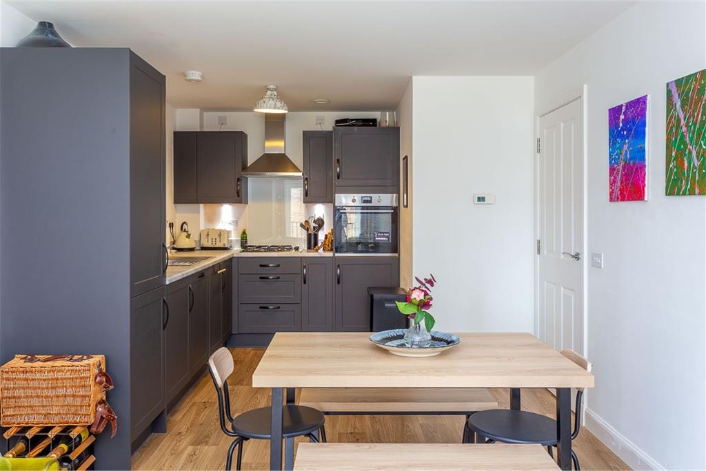 22/2 Margaret Thomson Crescent,
Edinburgh,
EH6 7FE - image 8