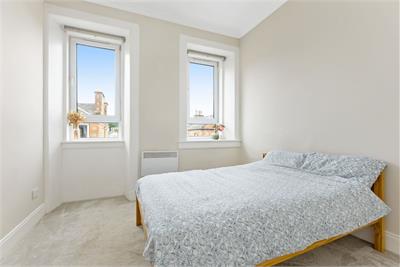 21 (3F2), Milton Street, Abbeyhill, Edinburgh, EH8 8HA - image 7
