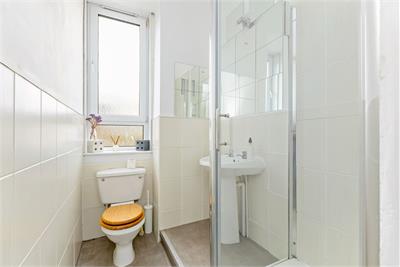 21 (3F2), Milton Street, Abbeyhill, Edinburgh, EH8 8HA - image 9