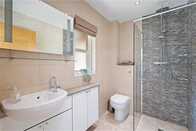5 Rattray Way, Greenbank, Edinburgh, EH10 5TU - image 22