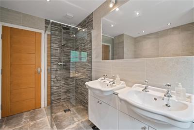 5 Rattray Way, Greenbank, Edinburgh, EH10 5TU - image 27