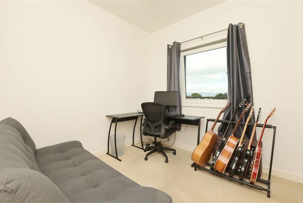 Flat 6, 2 East Pilton Farm Place, Fettes, EH5 2QJ - image 13