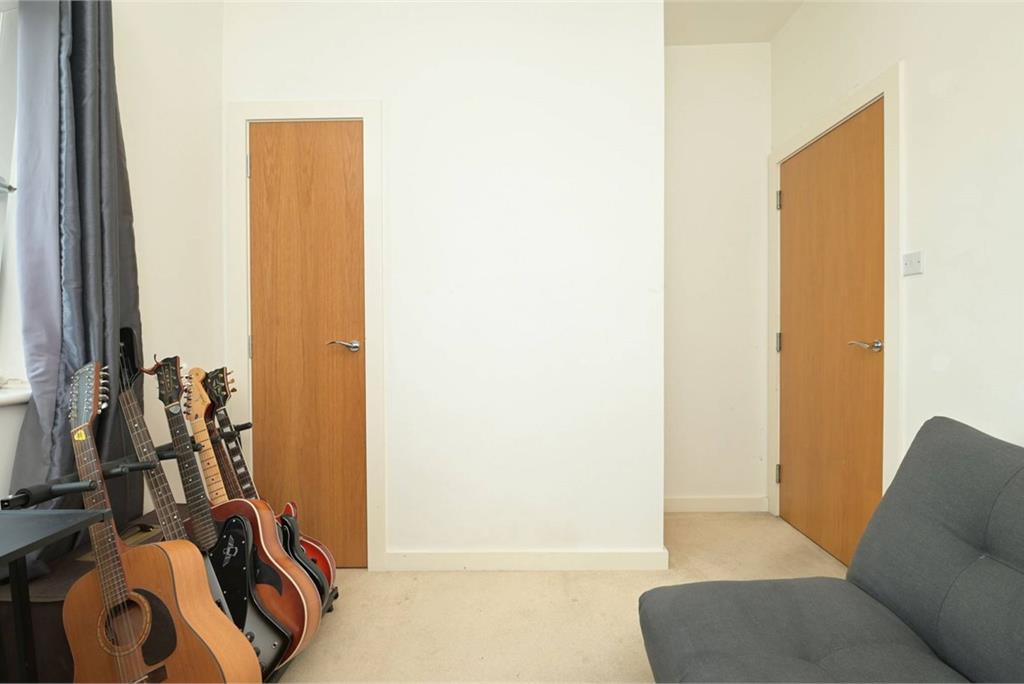 Flat 6, 2 East Pilton Farm Place, Fettes, EH5 2QJ - image 14