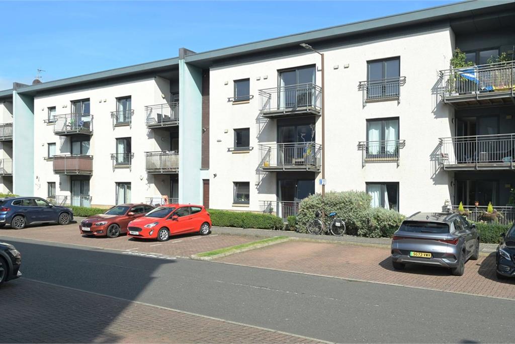 Flat 6, 2 East Pilton Farm Place, Fettes, EH5 2QJ - image 21