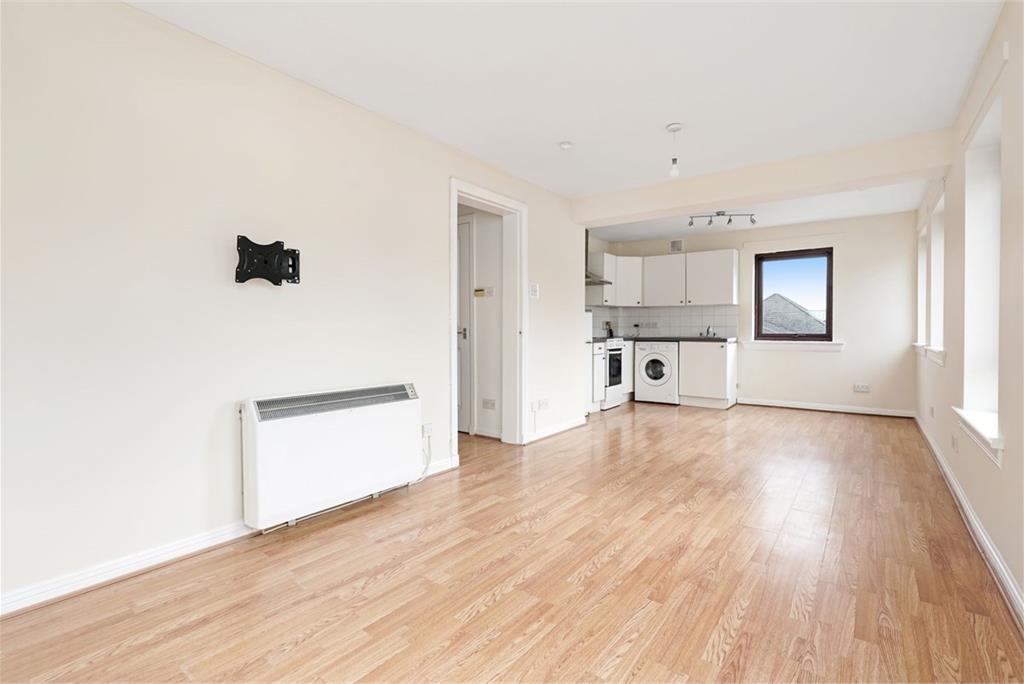 75 Fowlers Court, Prestonpans, EH32 9AT - image 3