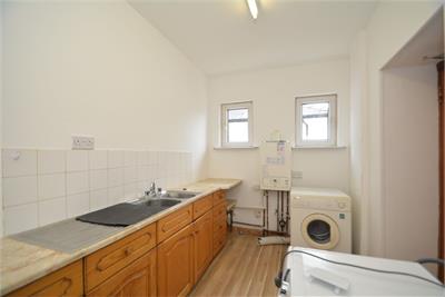 5 Birchfield Road, Hamilton, ML3 8NR - image 9