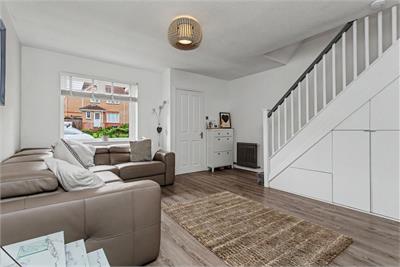 24 Alloway Crescent, Paisley, PA2 7DR - image 2