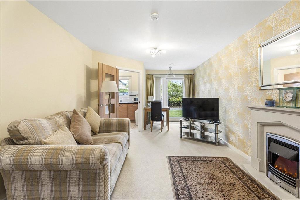 Flat 5, Lyle Court,
25 Barnton Grove,
Barnton,
Edinburgh,
EH4 6EZ - image 2