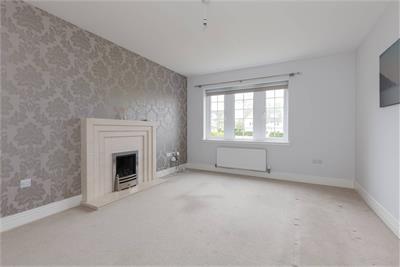 3 North Platt Crescent, Ratho, EH28 8JT - image 2