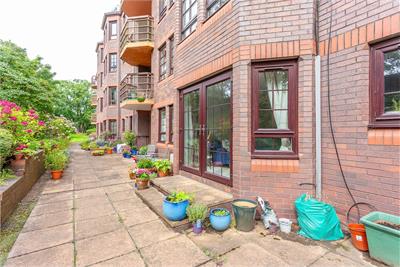41/2 Orchard Brae Avenue, Edinburgh, EH4 2UP - image 13