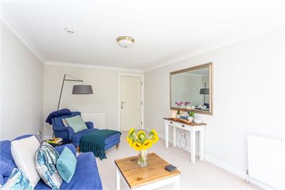 41/2 Orchard Brae Avenue, Edinburgh, EH4 2UP - image 6