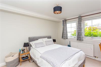 41/2 Orchard Brae Avenue, Edinburgh, EH4 2UP - image 10