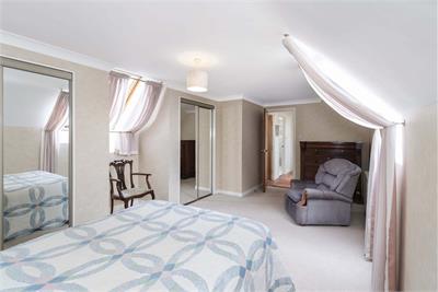6 West Lynn Grove, West Linton EH46 7HX - image 11