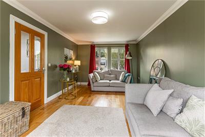 32 Jedbank Drive, Jedburgh, TD8 6LP - image 2