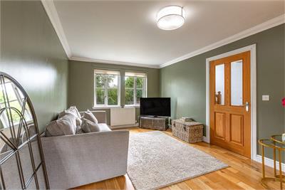 32 Jedbank Drive, Jedburgh, TD8 6LP - image 4