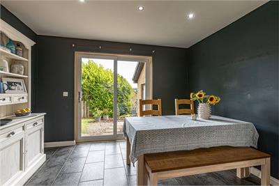 32 Jedbank Drive, Jedburgh, TD8 6LP - image 9
