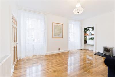7a, High Street, Dalkeith, EH22 1JB - image 1