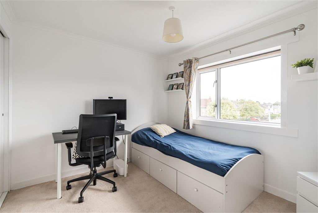 26 Bonaly Drive, Edinburgh, EH13 0HB - image 7