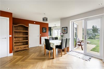 63 Sycamore Drive,
Penicuik,
EH26 0FS - image 11